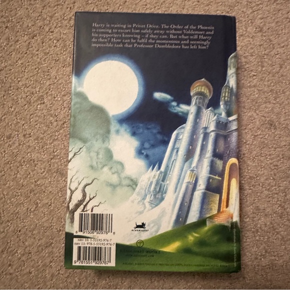 Harry Potter And The Deathly Hallows by J.K Rowling - Picture 2 of 2